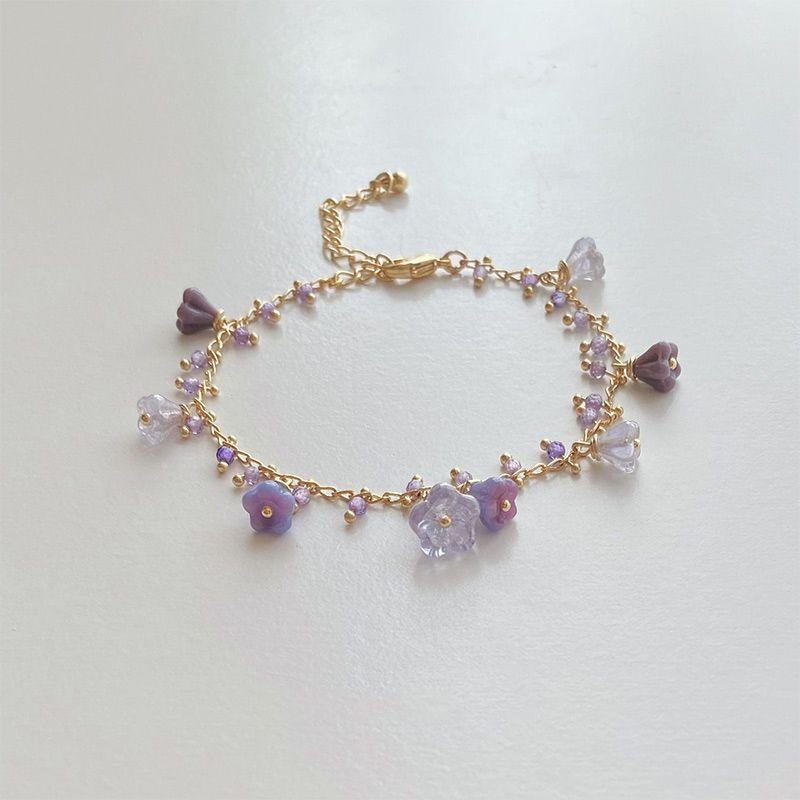 Mystérieux bracelet fleur en perles tchèques violettes - Aspire Shop